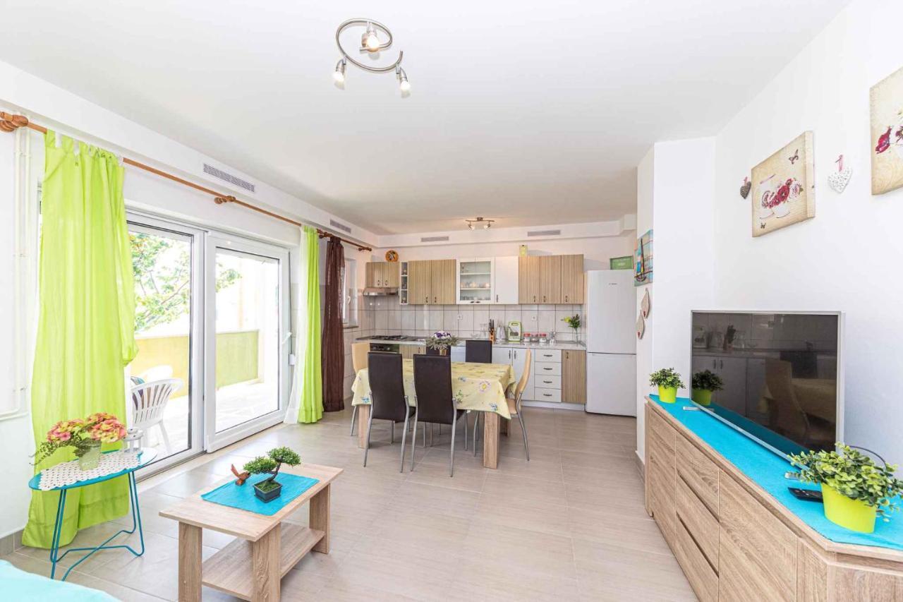 Apartment In Trogir 7406 Bagian luar foto